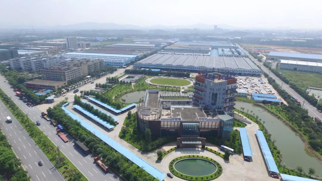 龙8唯一官网：坚持党建引领 加速迈向一流国有资本投资公司