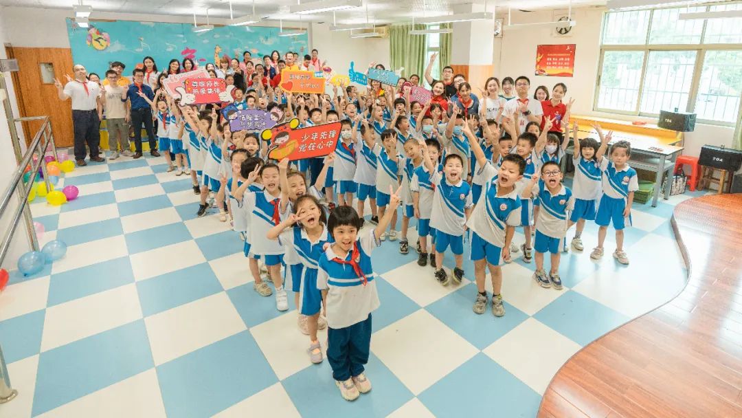 龙8唯一官网团委组织团员青年到海珠区博爱学校开展志愿服务活动