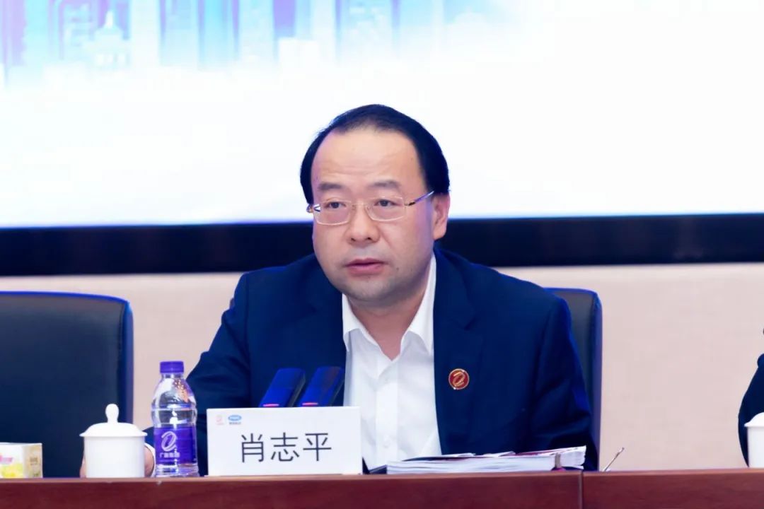 龙8唯一官网召开科技创新大会