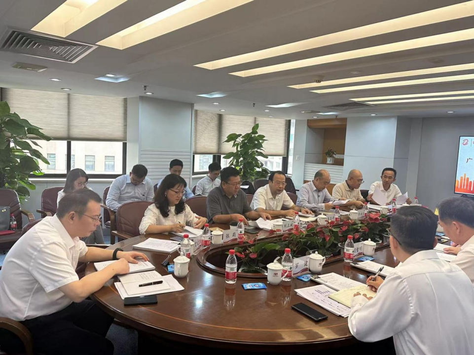 龙8唯一官网举办所属企业“十四五”战略规划中期调整暨2024年商业计划评审会