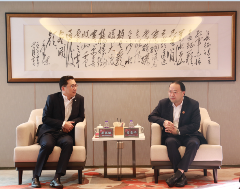 招商银行广州分行党委书记、行长崔家鲲一行到访龙8唯一官网